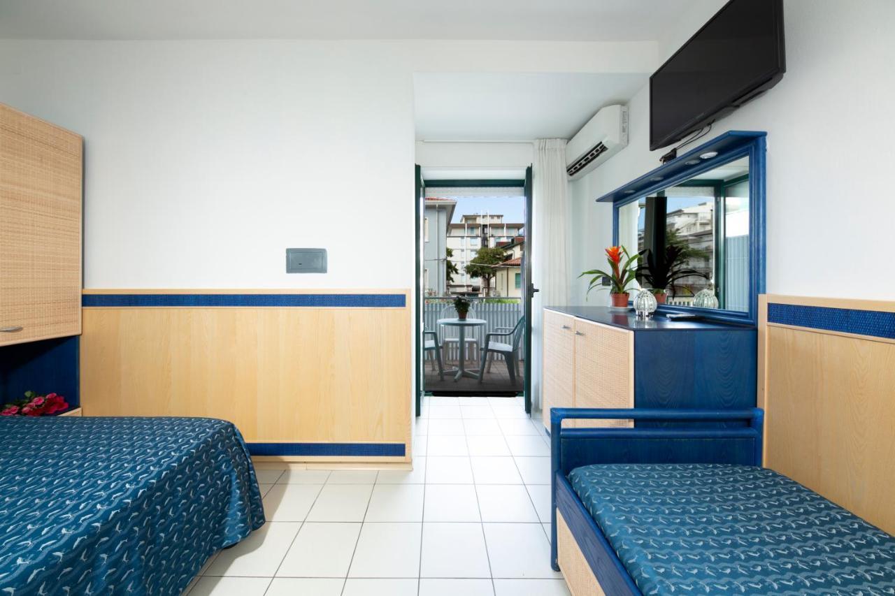 Hotel Olanda Lido di Jesolo Bagian luar foto