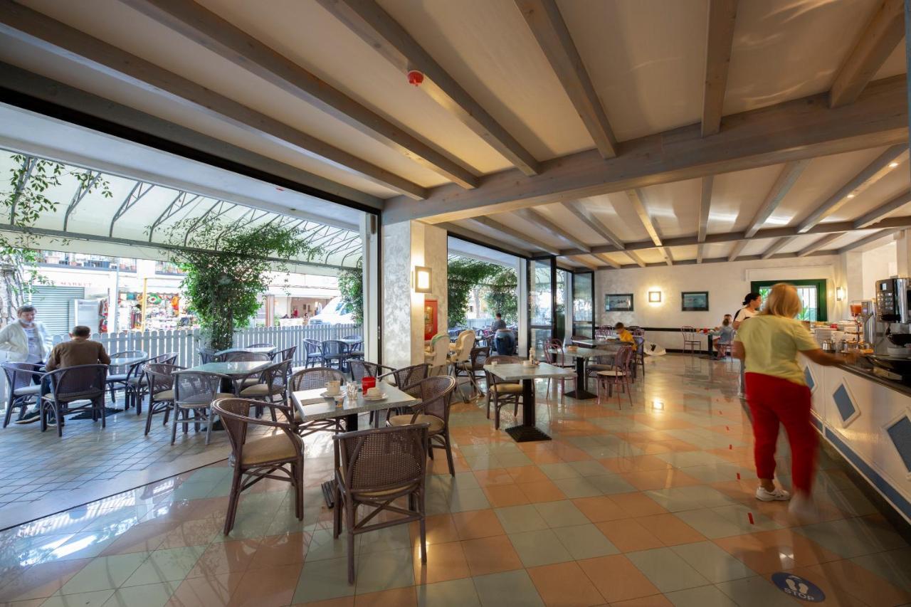 Hotel Olanda Lido di Jesolo Bagian luar foto